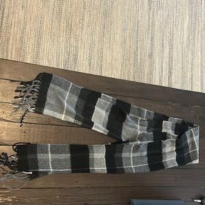 Comfy flannel scarf
